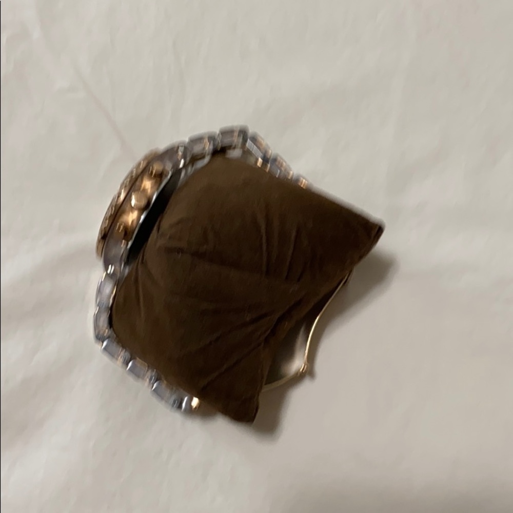 Watch - Picture 3 of 8